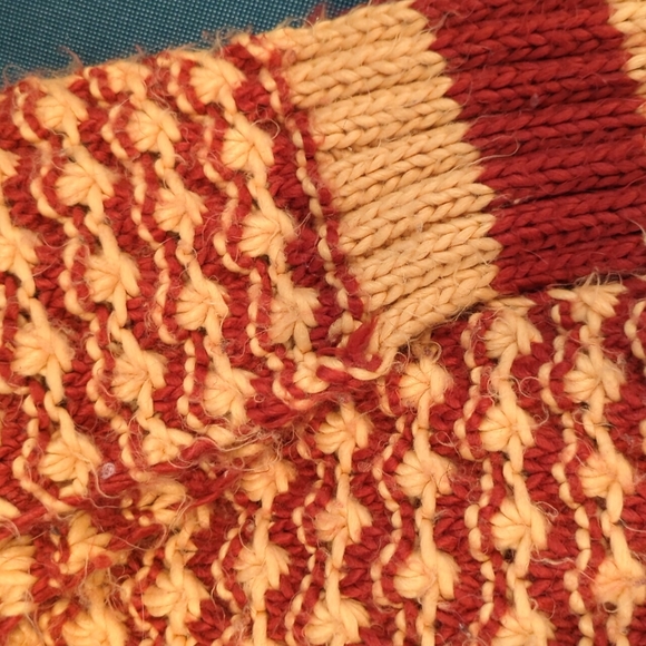 Handmade Scarf - Picture 3 of 5